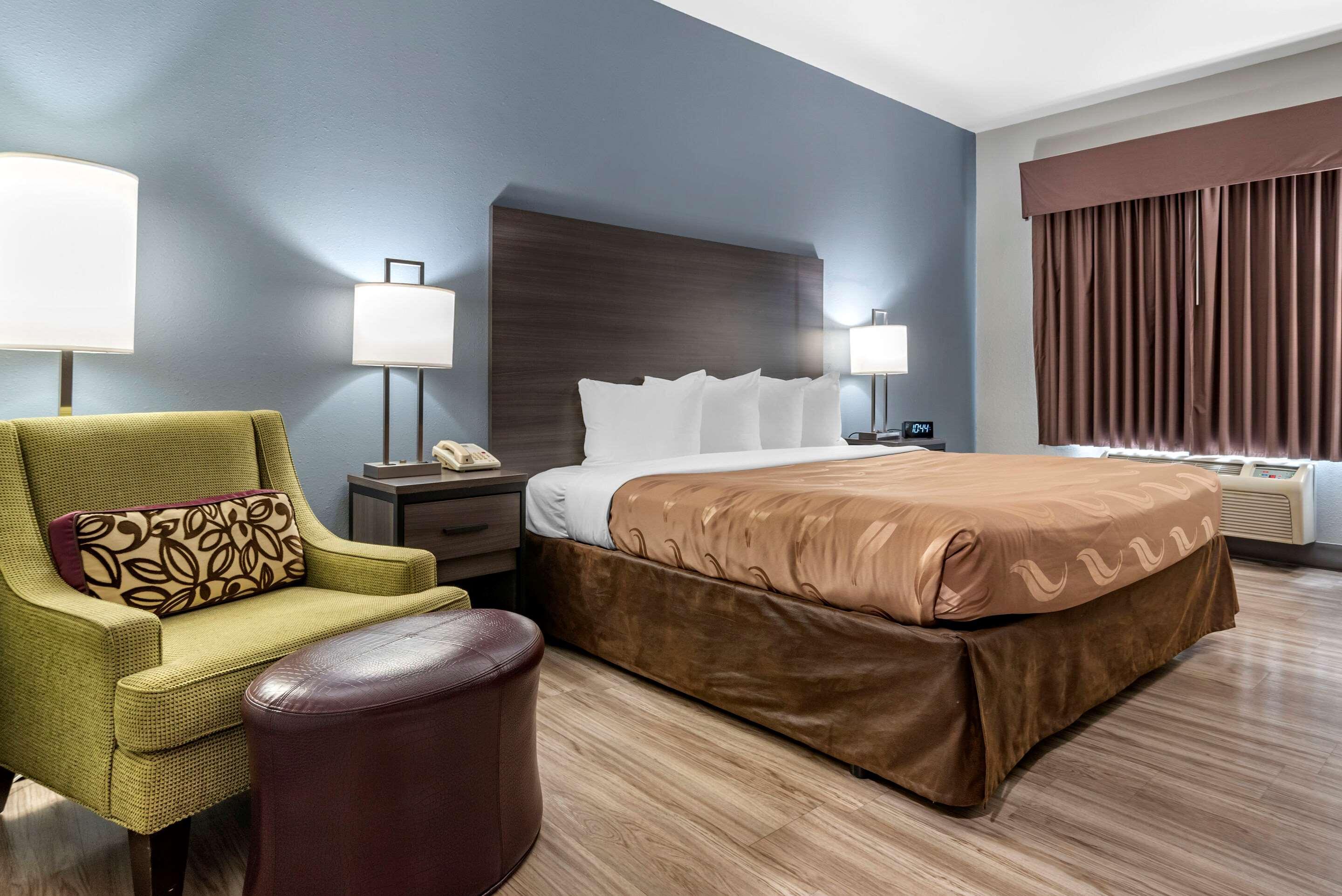 Quality Inn & Suites Demopolis Eksteriør billede
