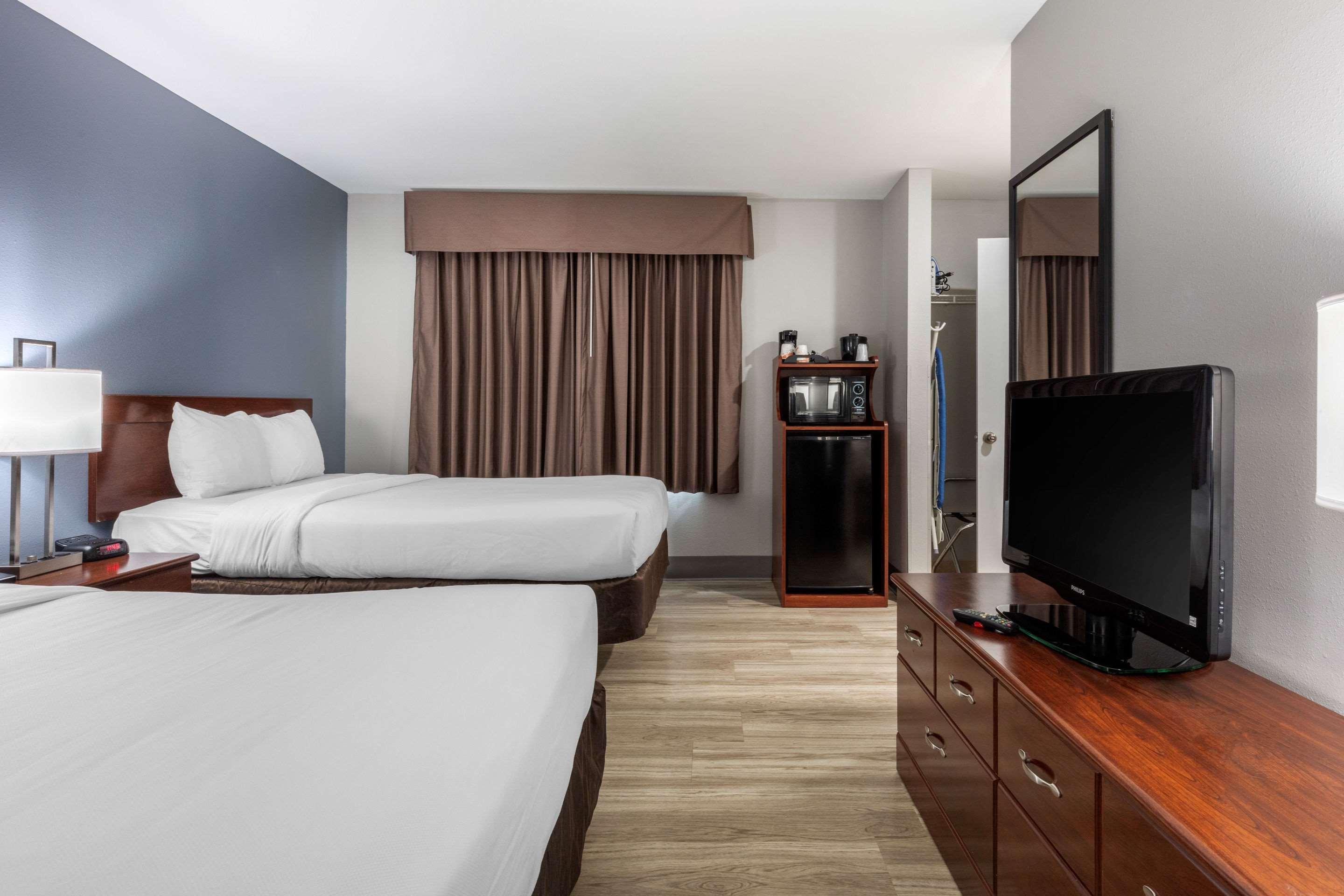 Quality Inn & Suites Demopolis Eksteriør billede
