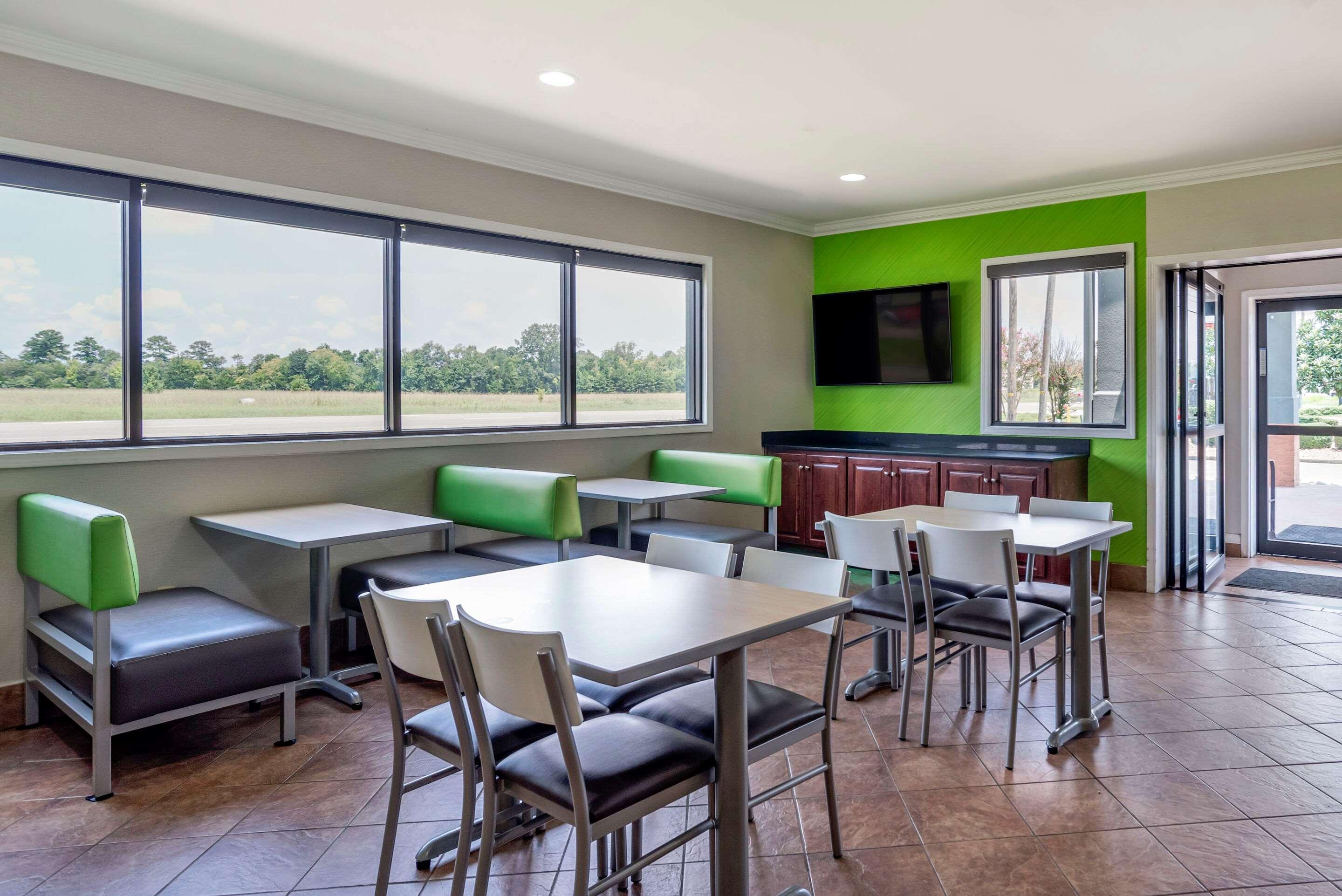 Quality Inn & Suites Demopolis Eksteriør billede