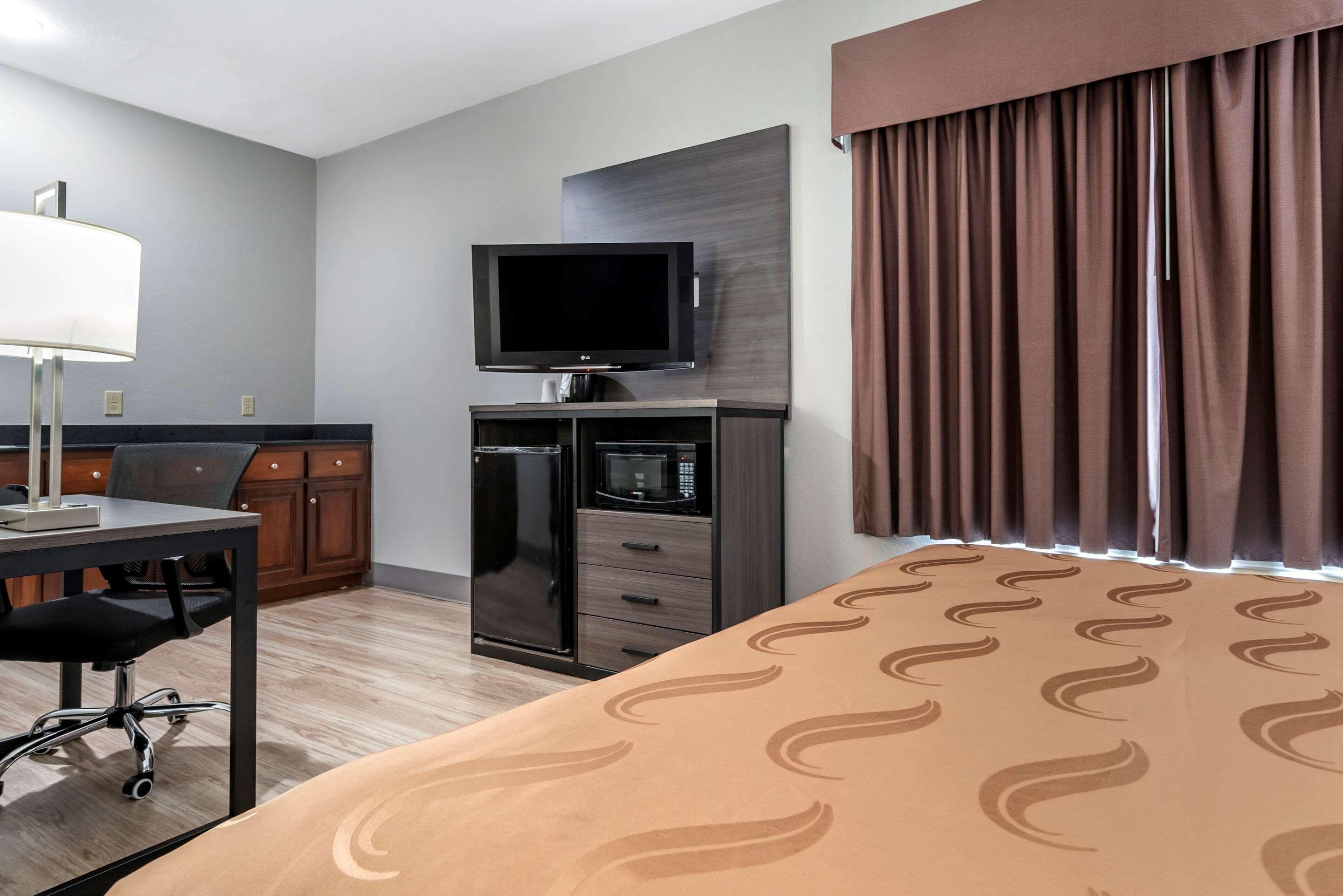 Quality Inn & Suites Demopolis Eksteriør billede