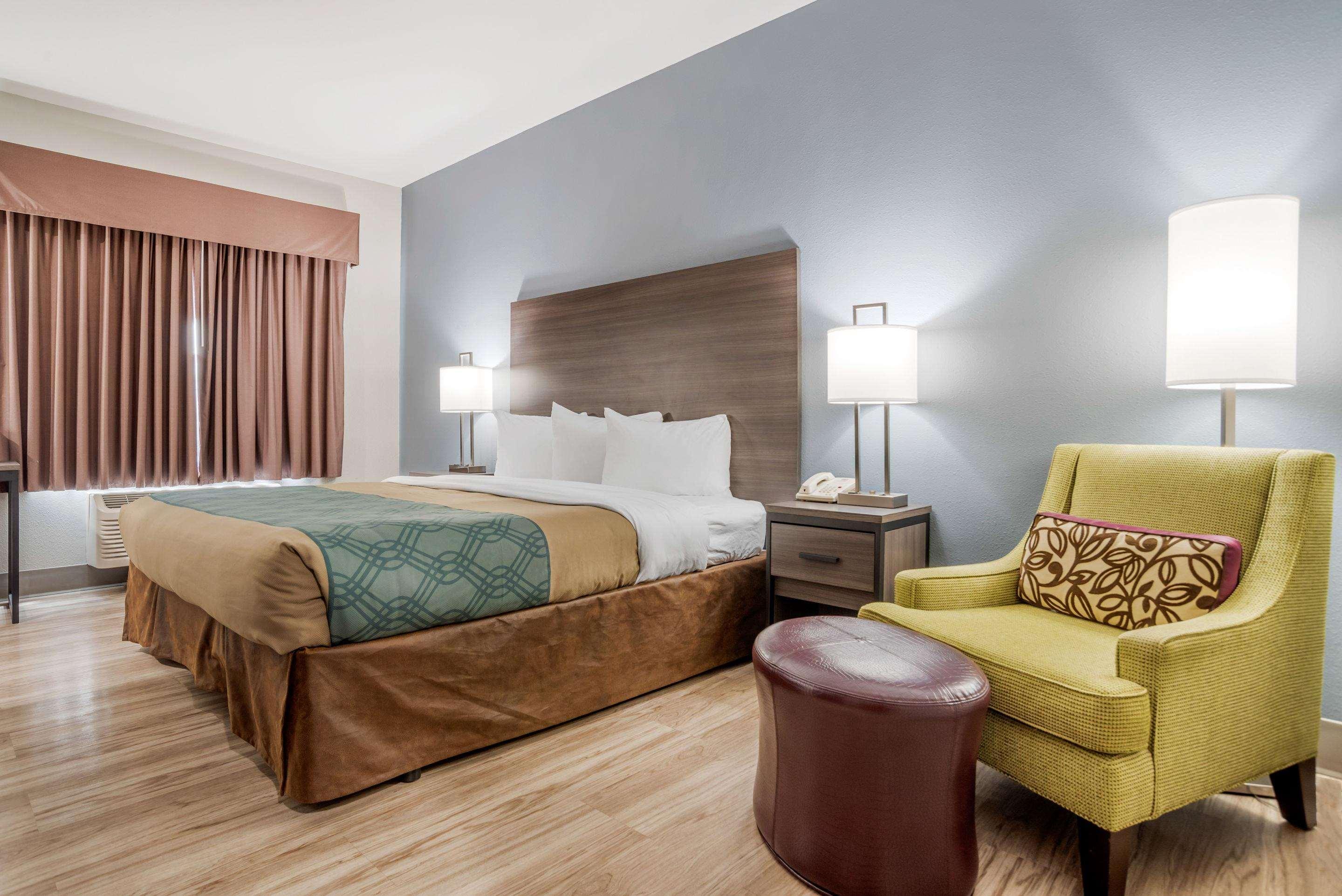 Quality Inn & Suites Demopolis Eksteriør billede