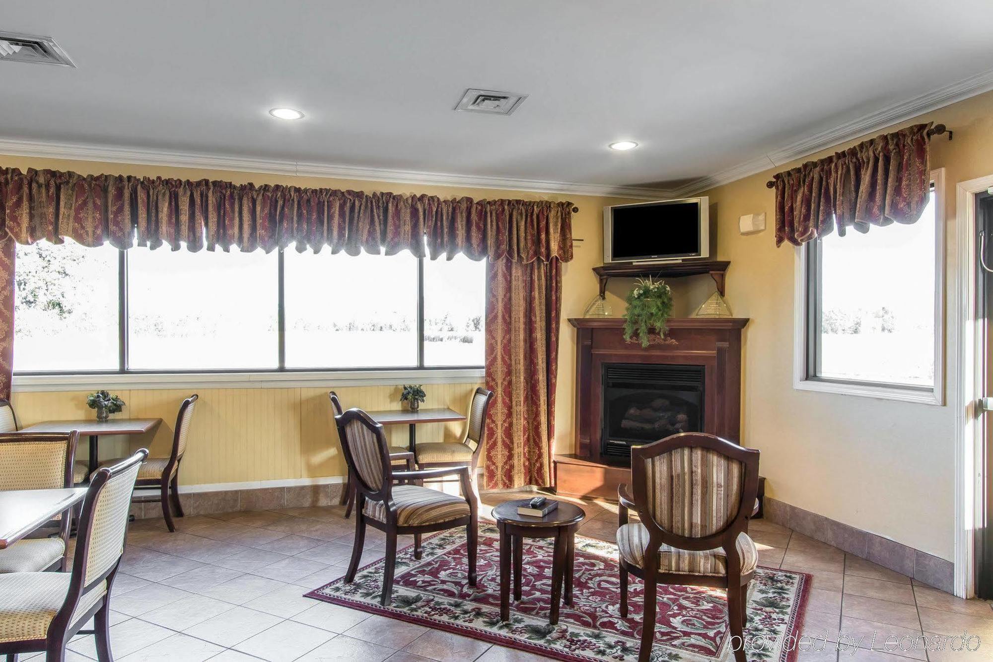 Quality Inn & Suites Demopolis Eksteriør billede